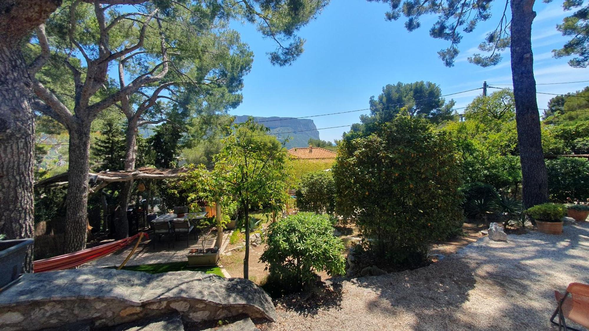 Appartements Avec Jardin Dans Villa Rocaille كاسيس المظهر الخارجي الصورة